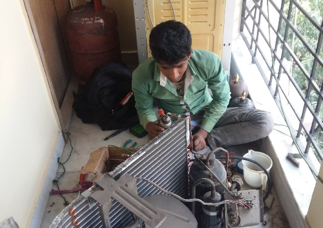 AC repairing services in Kolkata